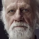 Leon Russom