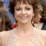Emma Samms