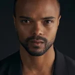 Eka Darville