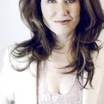 Mary McDonnell