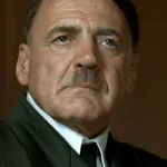 Adolf Hitler (Bruno Ganz)