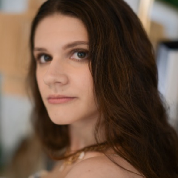 Anna Stern